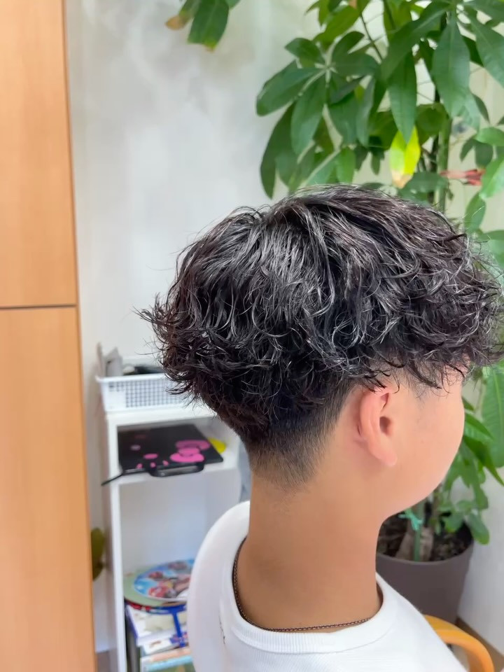 波巻きパーマ