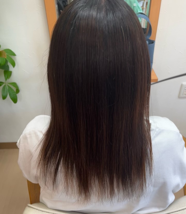 本日のストレートパーマのお客様です