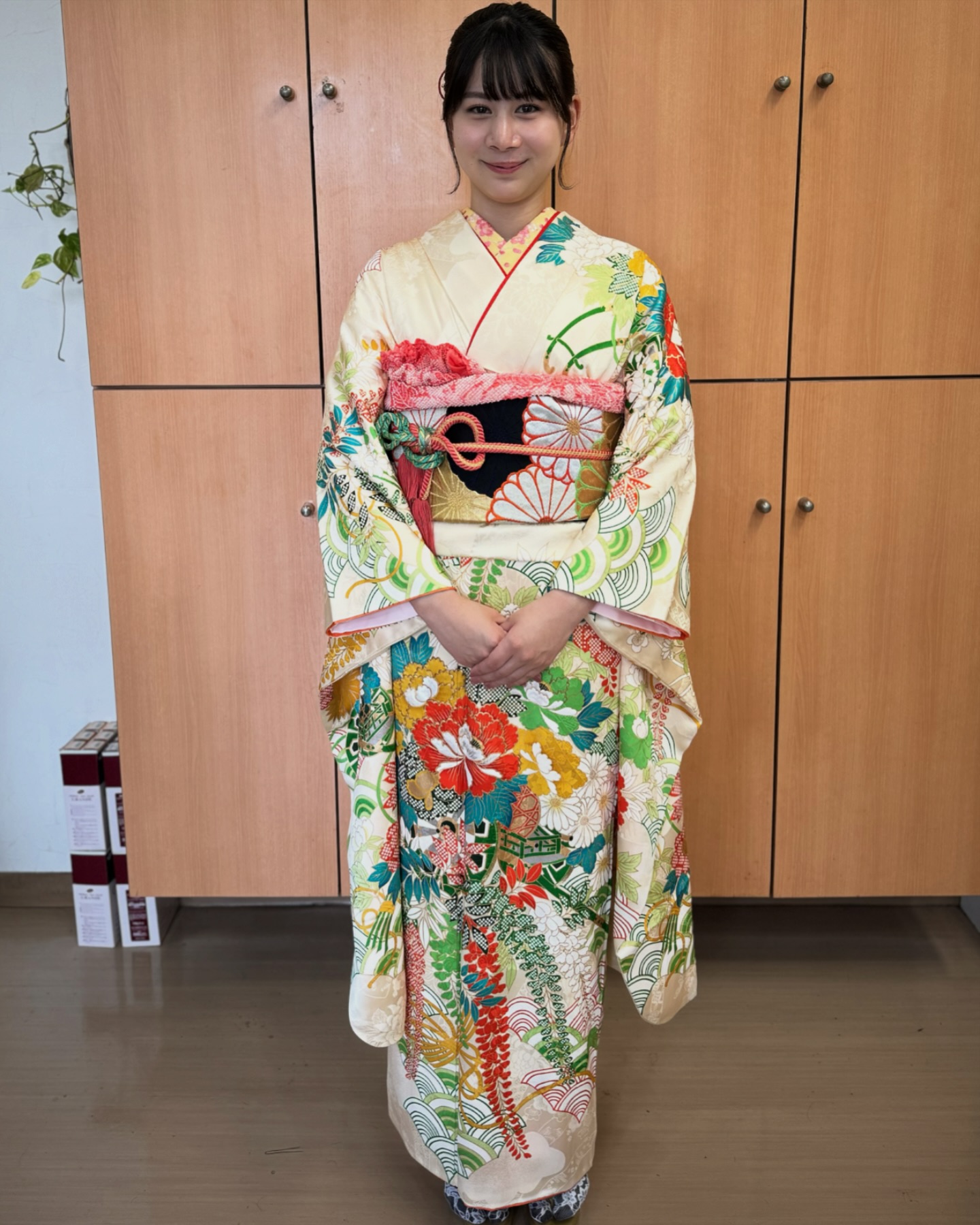 結婚式や特別なイベントに最適な着物の着付けをさせていただきま
